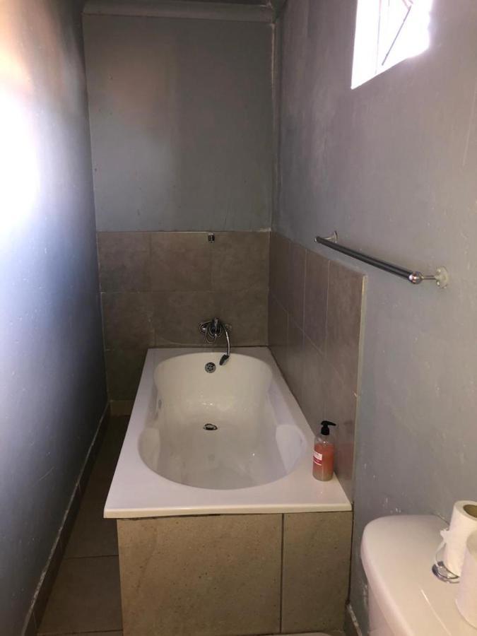 Fgm Guesthouse 2 阿尔伯顿 外观 照片